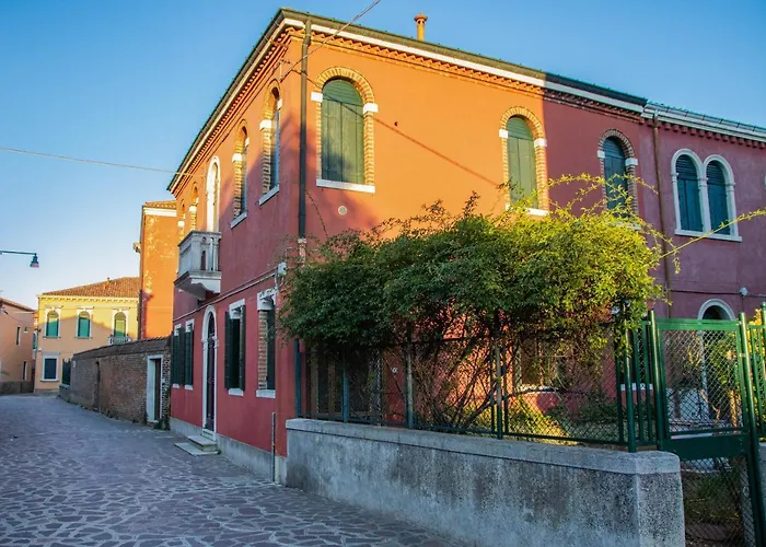 Beocio Home • The Hidden Gem In Murano\'S Heart